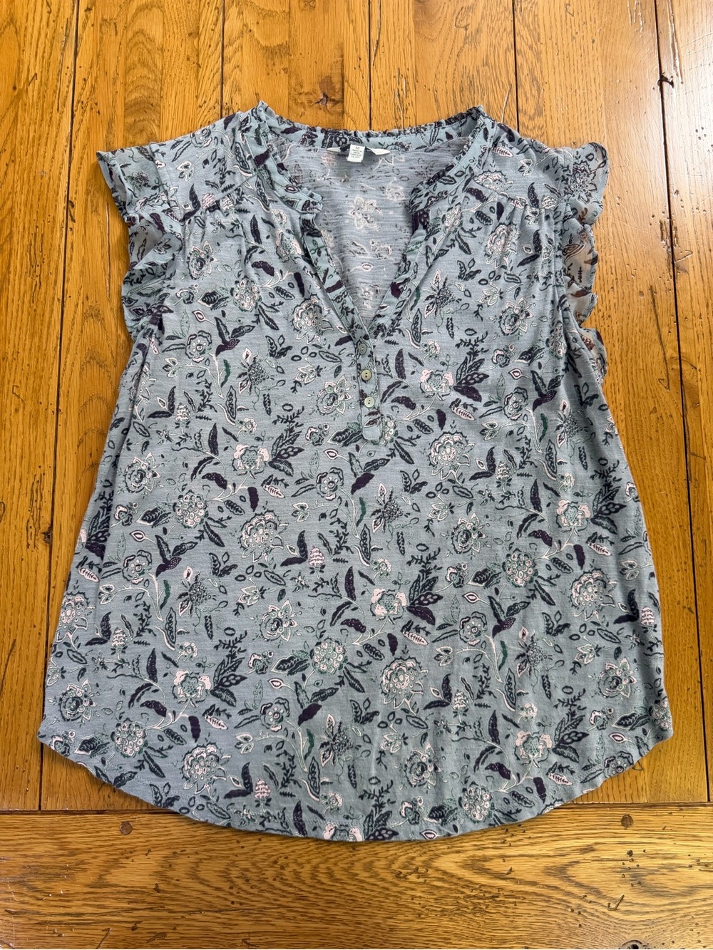 Lucky Brand Blue Floral Ruffle Sleeve Henley Top sz M